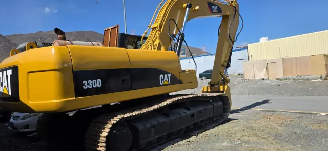 CAT 330D model 2007